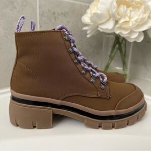 Steve Madden Lug Sole Hiker Boots Size 3 Girls